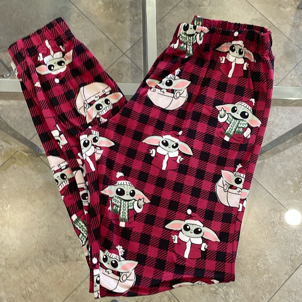 Munki Munki Star Wars Baby Yoda Christmas Lounge Pajama Pants size Medium